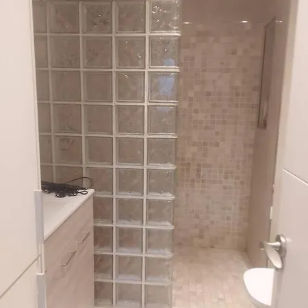 2 Bedroom Flat In Golden Mile For 2 To 4 People דירה מארבלה